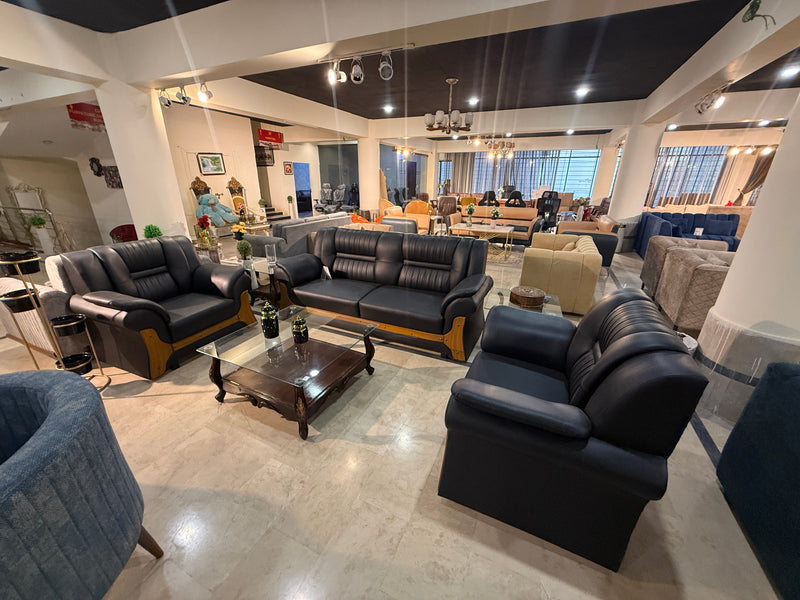 5-seated black sofa