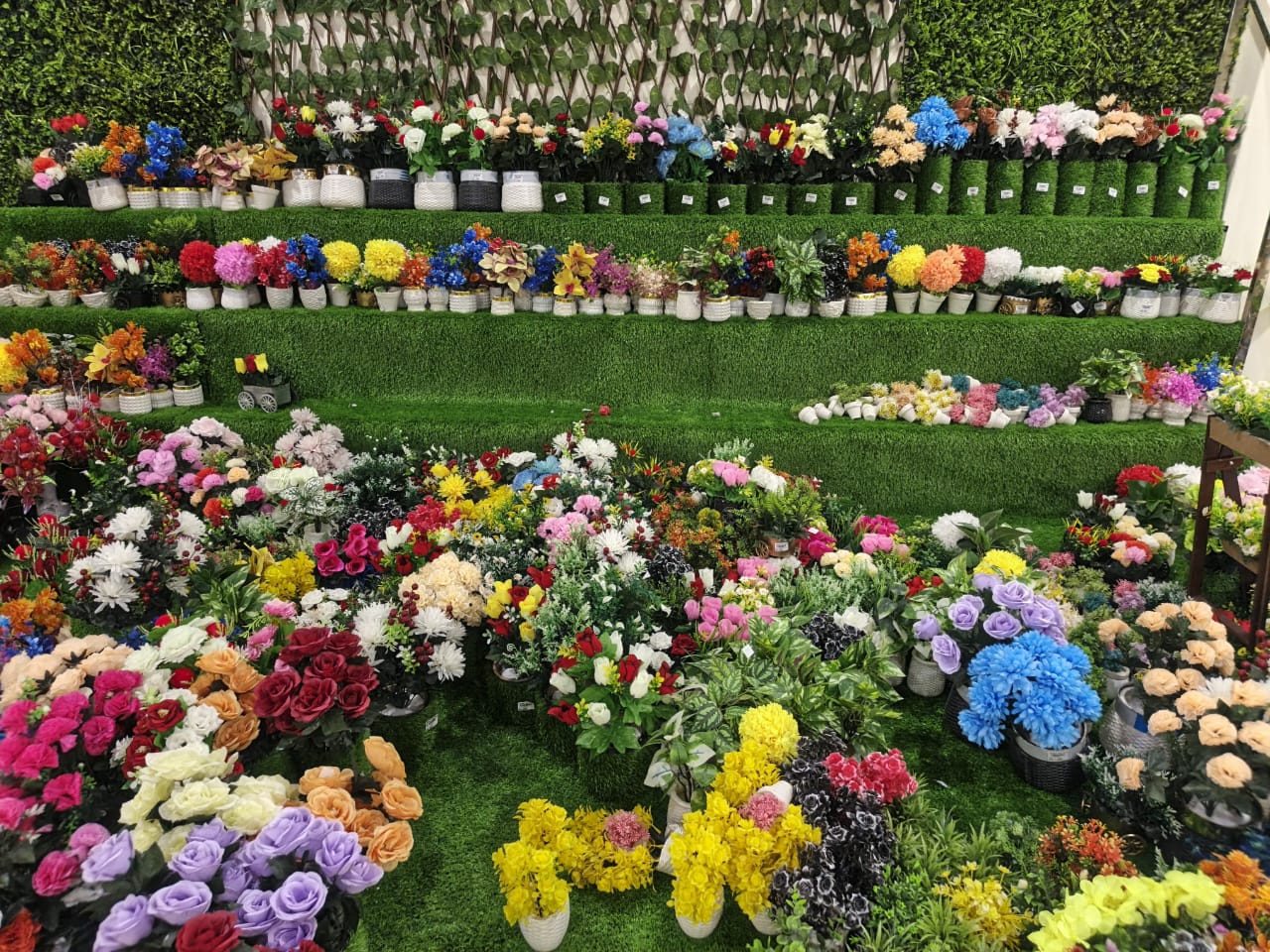 Flower pots and hanging plants